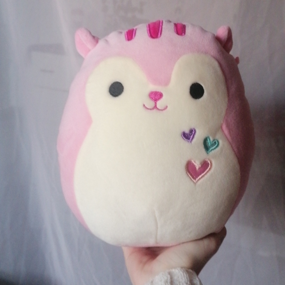 Sarah Squishmallow 8" Pink Squirrel With Valentine's Day Hearts